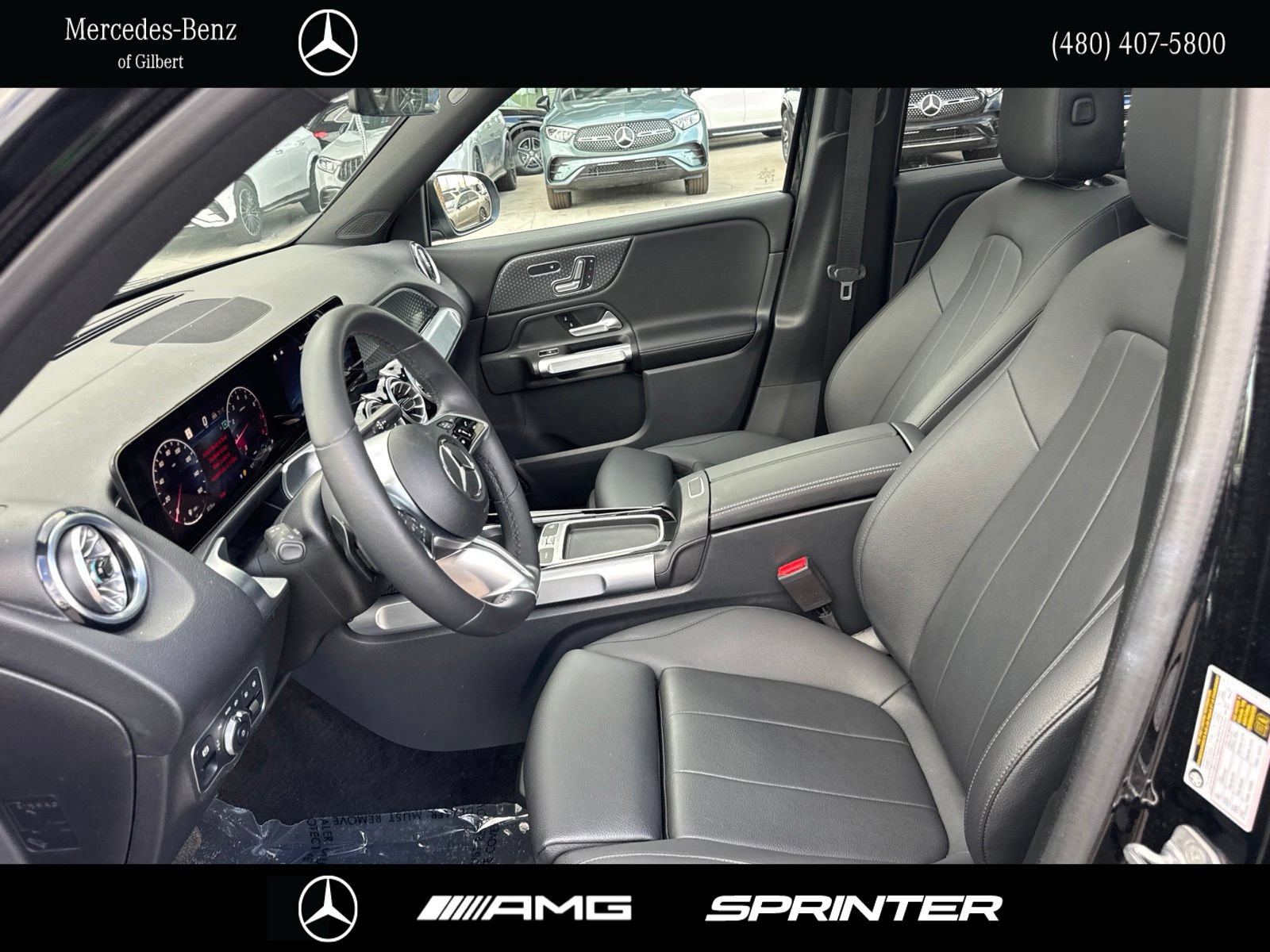 Used 2024 Mercedes-Benz GLB 250 image 10