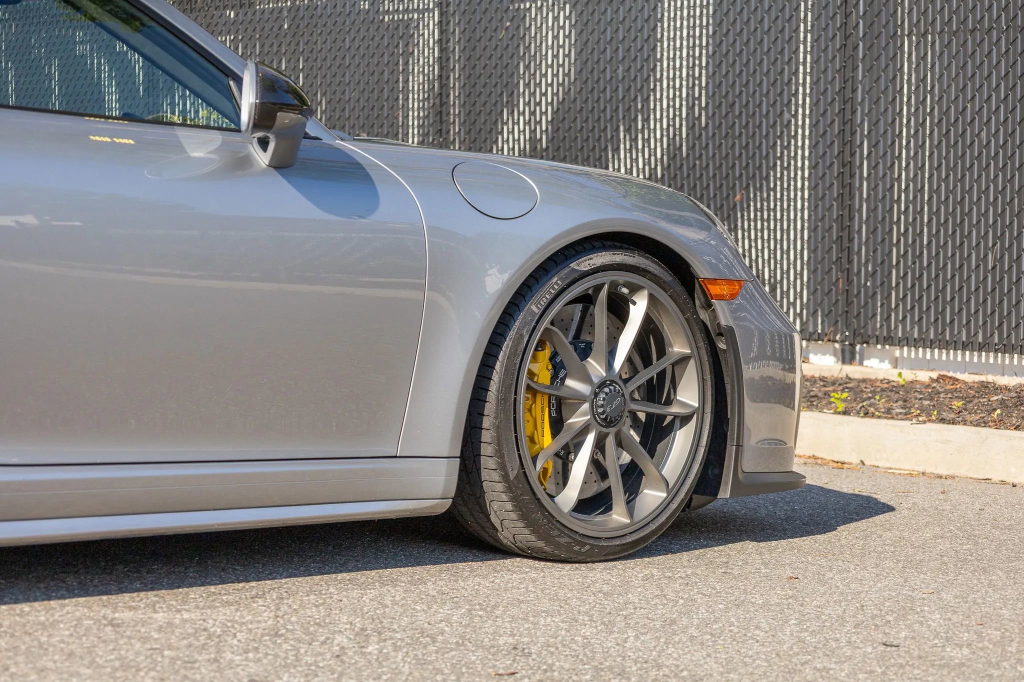 Used 2018 Porsche 911 GT3 RWD image 17