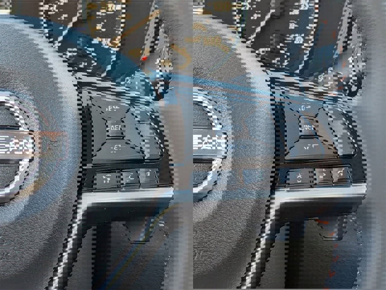 New 2025 Nissan Altima 2.5 SR image 27