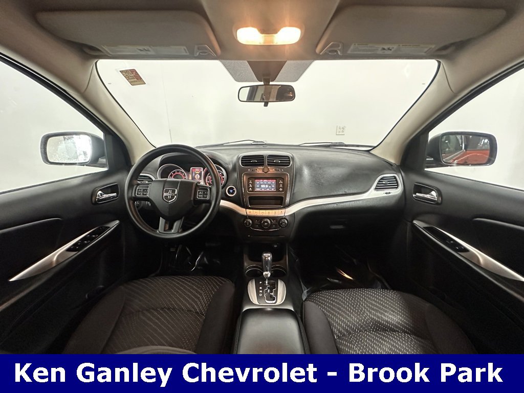 Used 2014 Dodge Journey SXT w/ Flexible Seating Group image 23