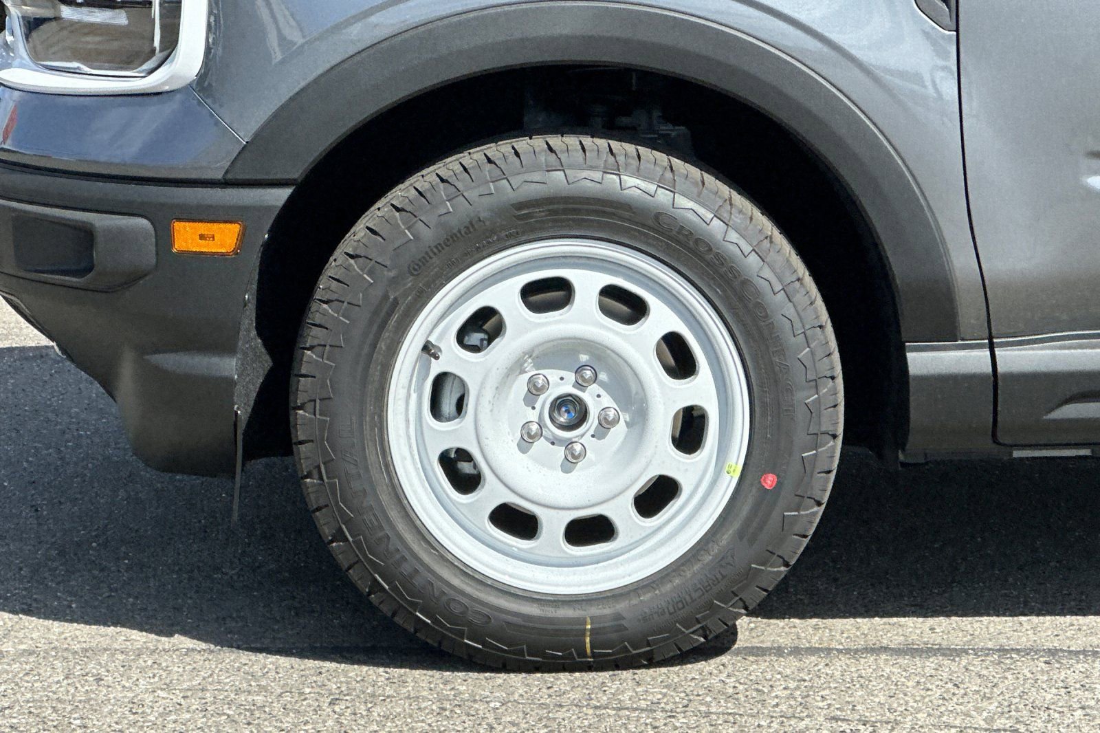 New 2024 Ford Bronco Sport Heritage w/ Heritage Convenience Package image 24