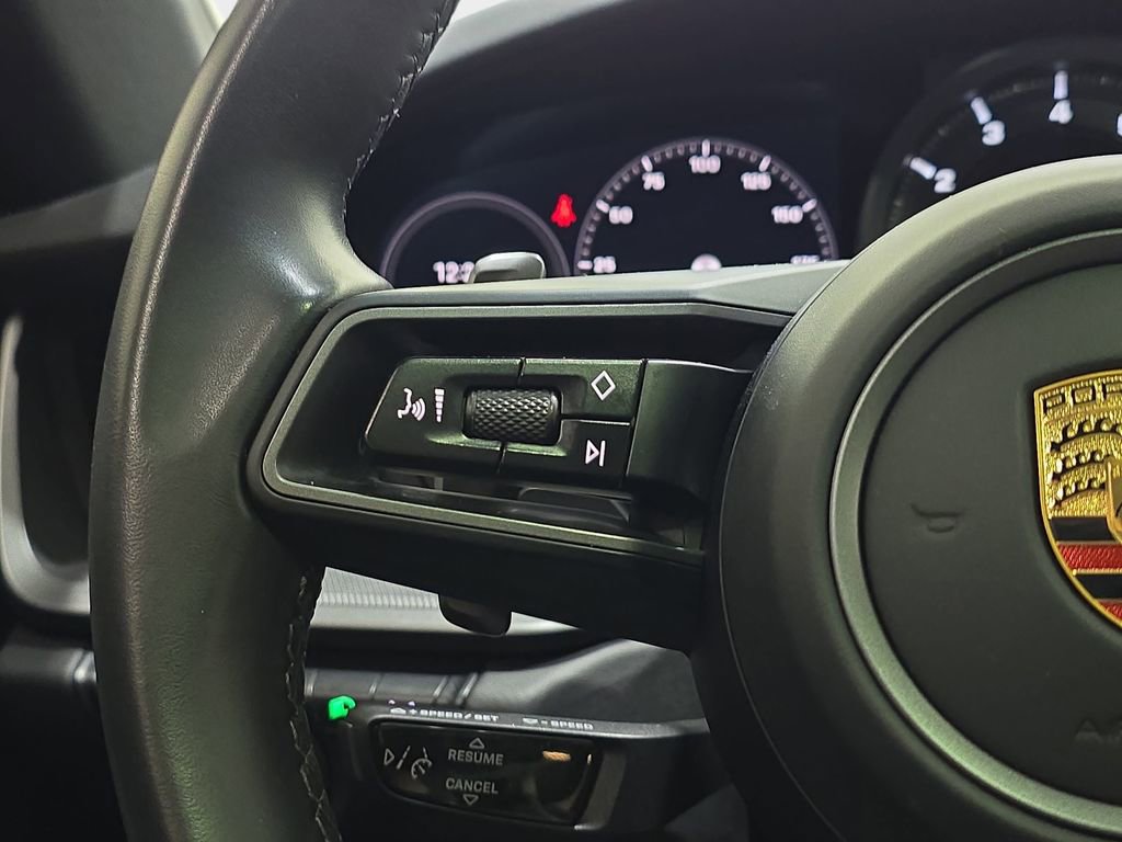 Used 2024 Porsche 911 Carrera 4S image 19