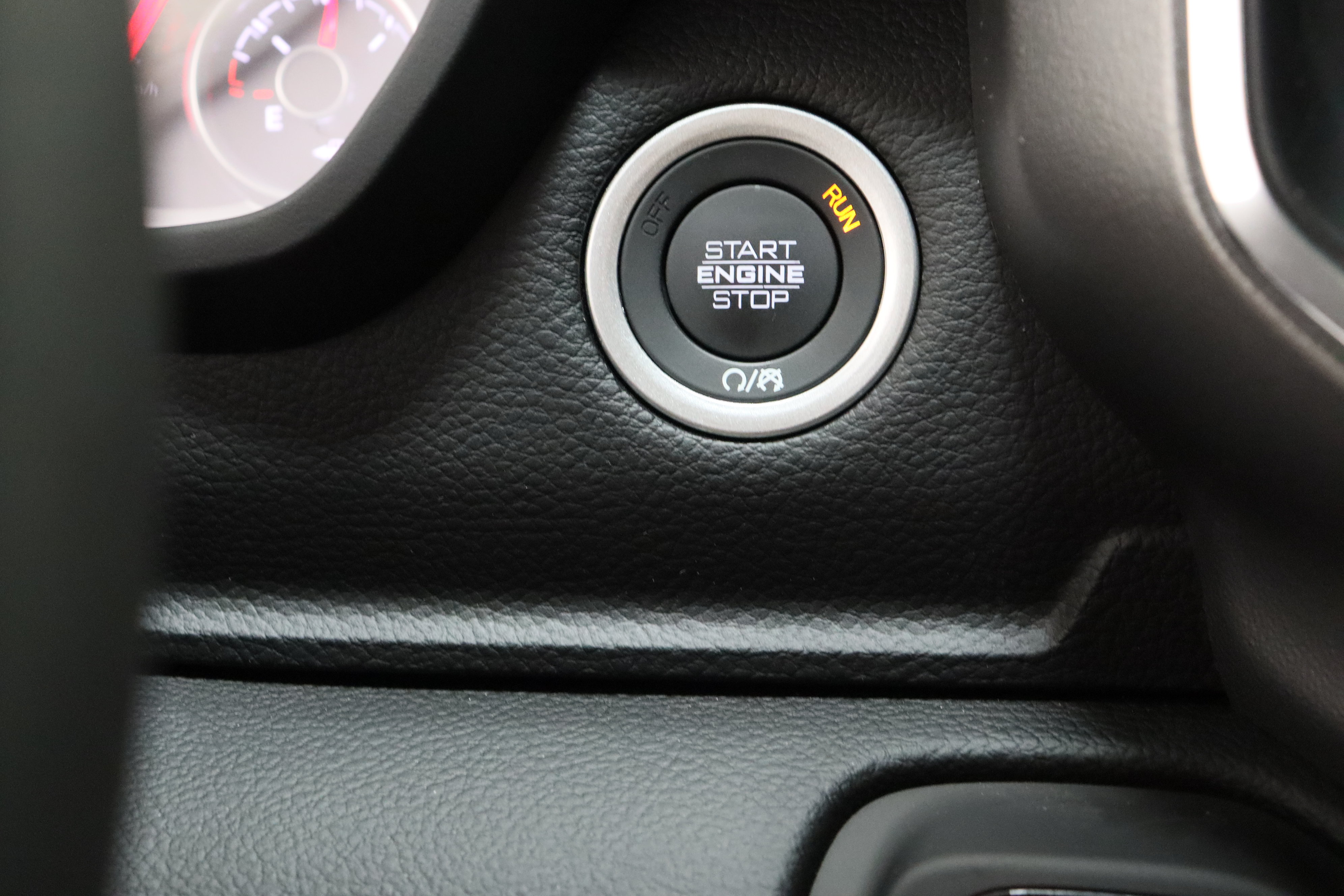 Used 2026 RAM 1500 Laramie w/ Night Edition RWD image 18