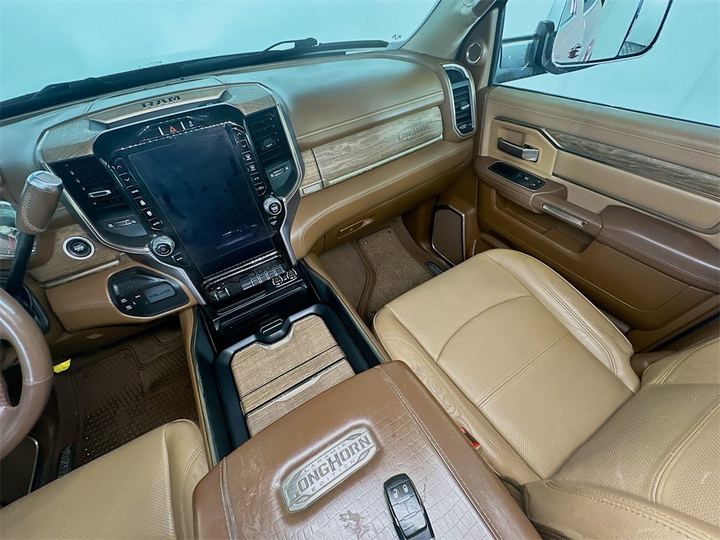 Used 2020 RAM 3500 Limited image 11