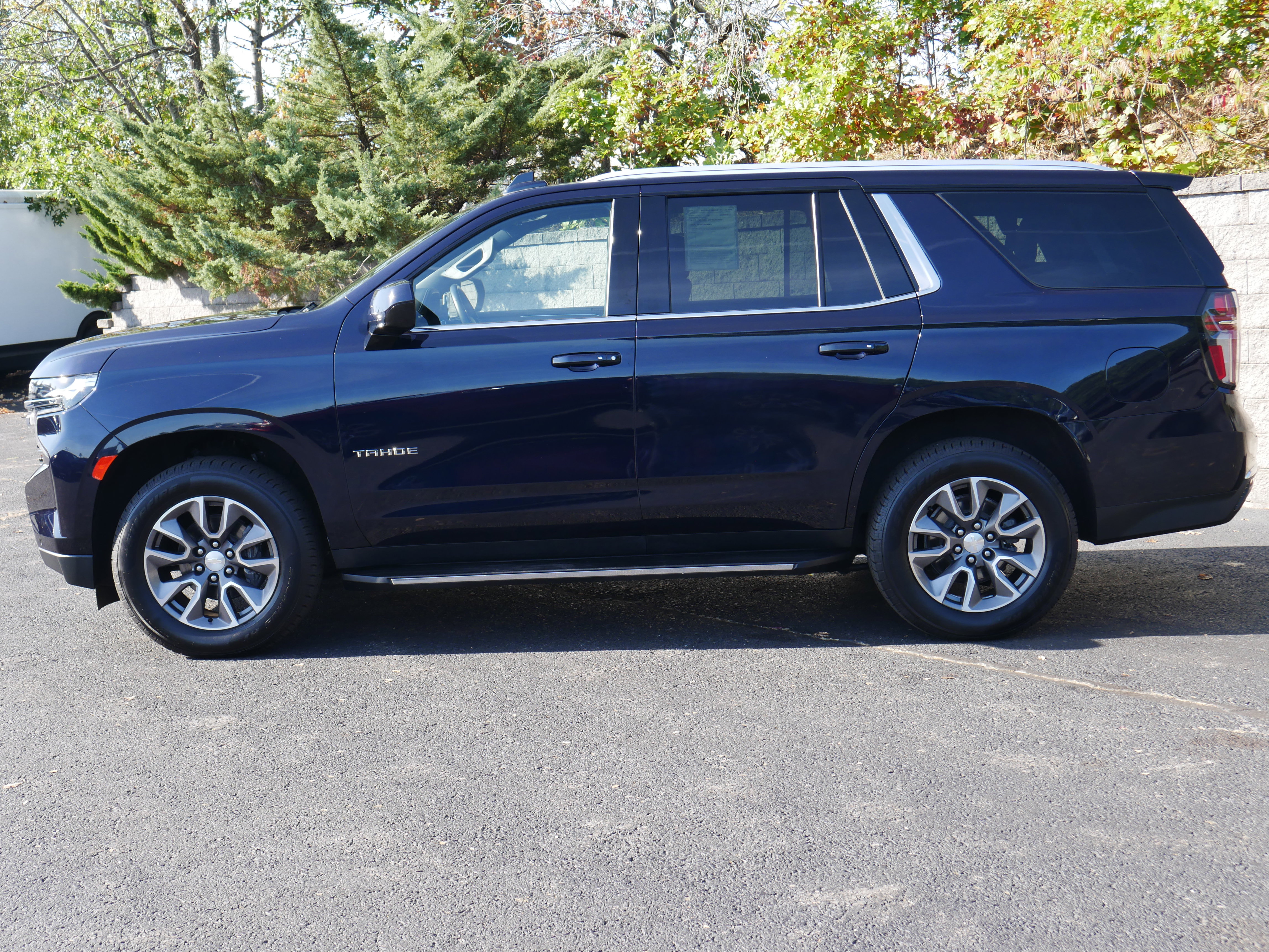 Certified 2022 Chevrolet Tahoe LT image 3