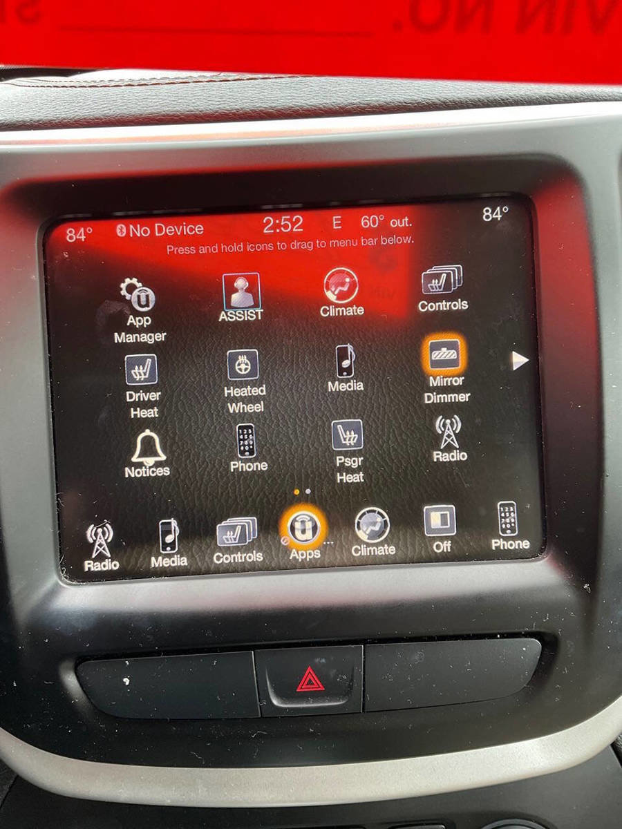 Used 2017 Jeep Cherokee Limited image 11