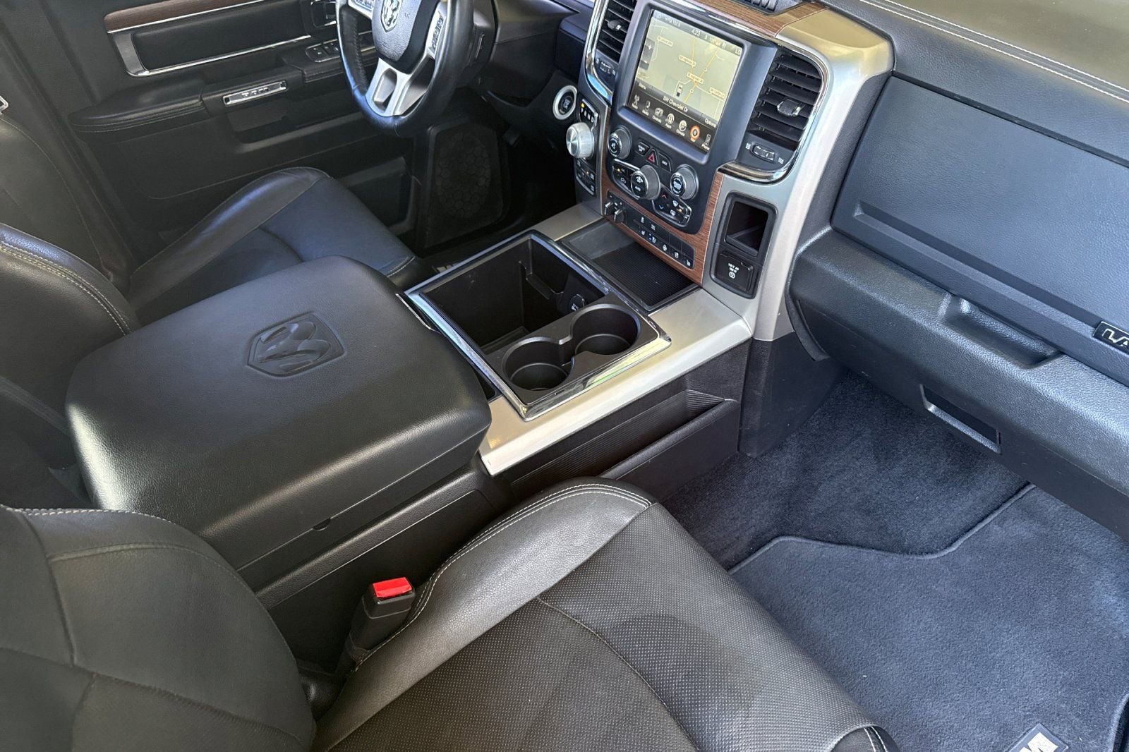 Used 2013 RAM 1500 Laramie w/ Convenience Group AWD/4WD image 17