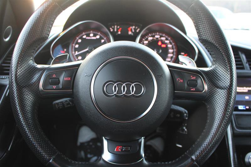 Used 2014 Audi R8 V10 image 17
