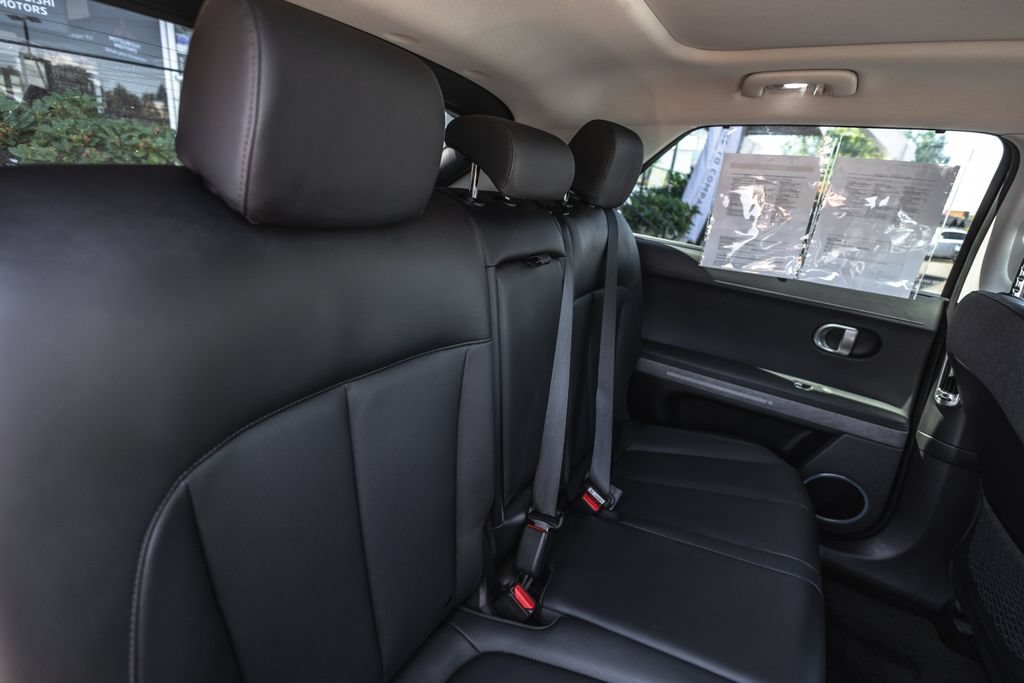 Used 2024 Hyundai Ioniq 5 Limited AWD/4WD image 29