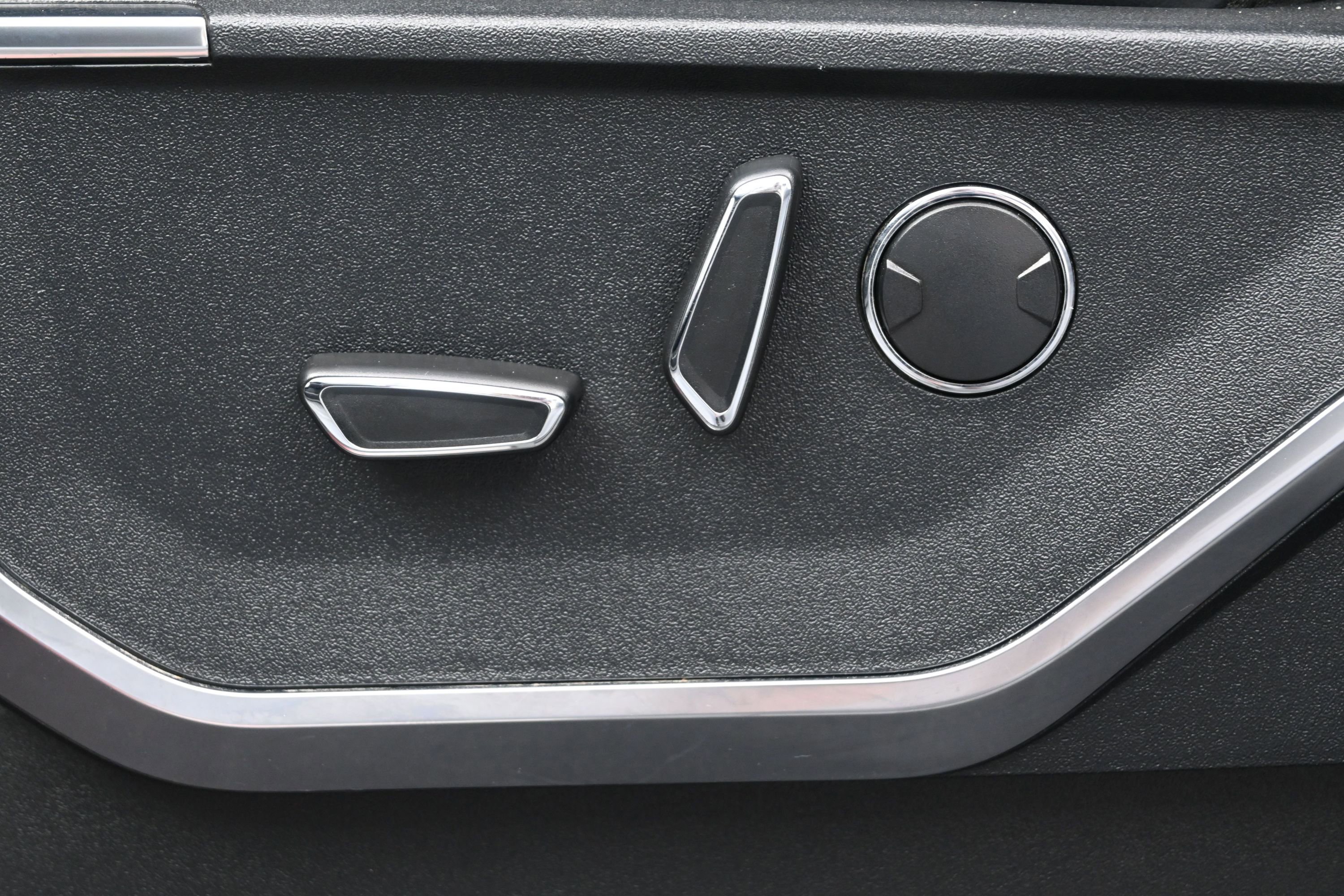 Used 2023 Ford F150 Raptor AWD/4WD image 10