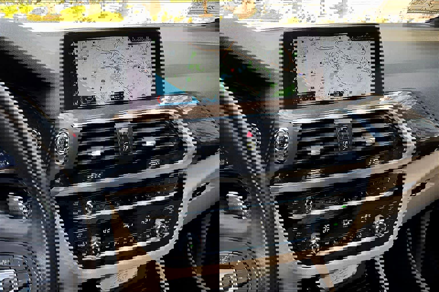 Used 2019 BMW X3 sDrive30i image 6