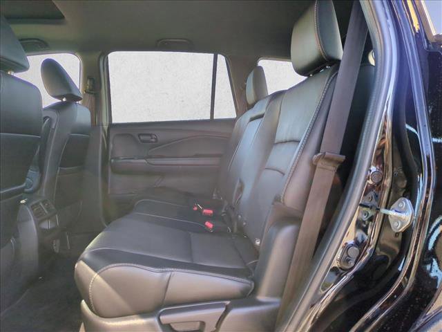 Certified 2023 Honda Passport EX-L image 18