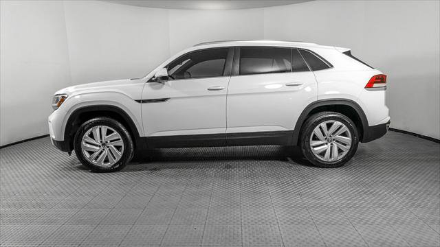 Used 2023 Volkswagen Atlas Cross Sport SE FWD image 3
