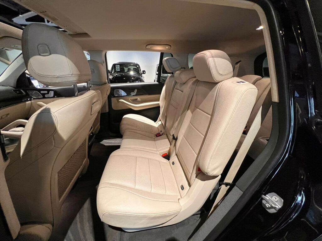 Used 2020 Mercedes-Benz GLS 450 4MATIC image 21