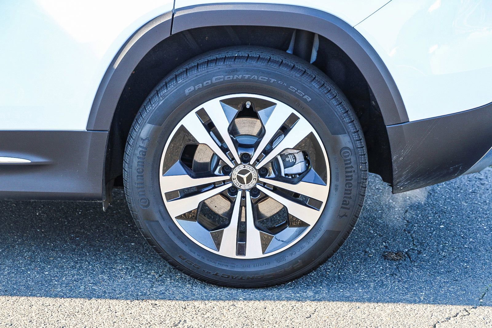 Certified 2025 Mercedes-Benz GLB 250 4MATIC image 10