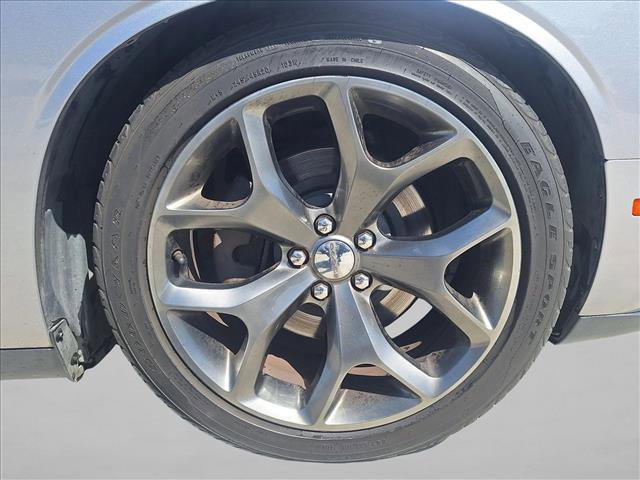 Used 2015 Dodge Challenger R/T w/ Quick Order Package 22B R/T RWD image 16