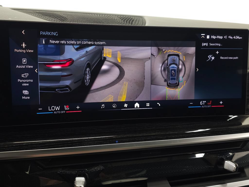 Used 2026 BMW X7 xDrive40i w/ M Sport Package AWD/4WD image 34