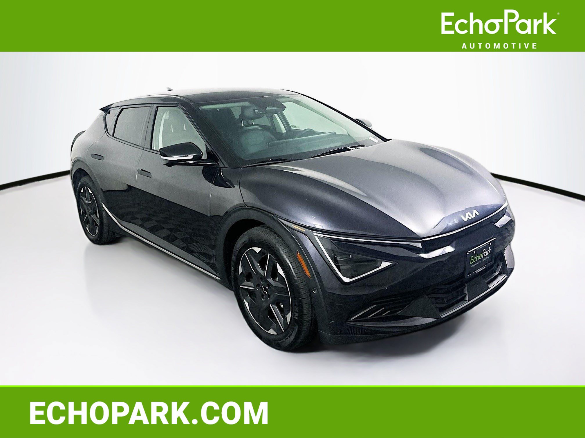 Used 2025 Kia EV6 Light w/ Light LR Technology Package RWD image 1