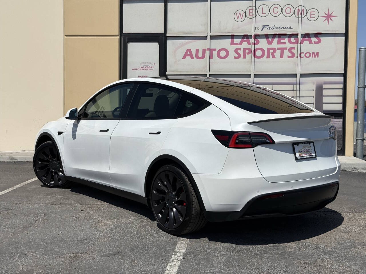 Used 2020 Tesla Model Y Performance AWD/4WD image 9