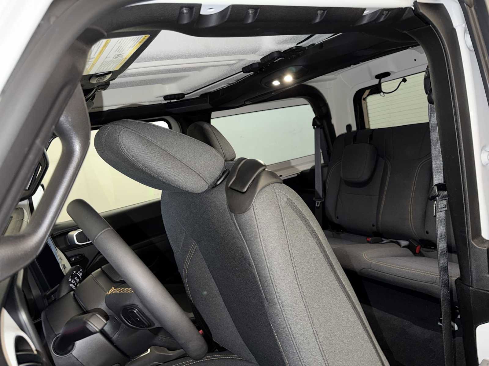 Used 2024 Jeep Wrangler Sport S image 18