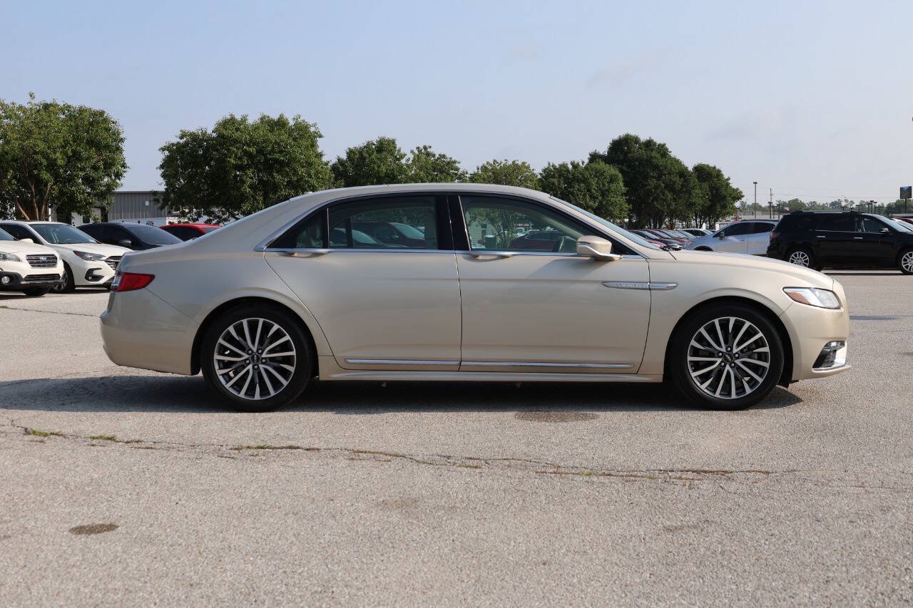 Used 2017 Lincoln Continental Select FWD image 7