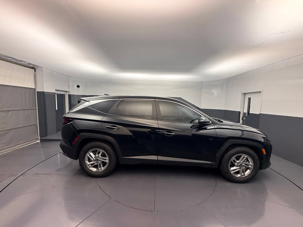 Certified 2026 Hyundai Tucson SE FWD image 6