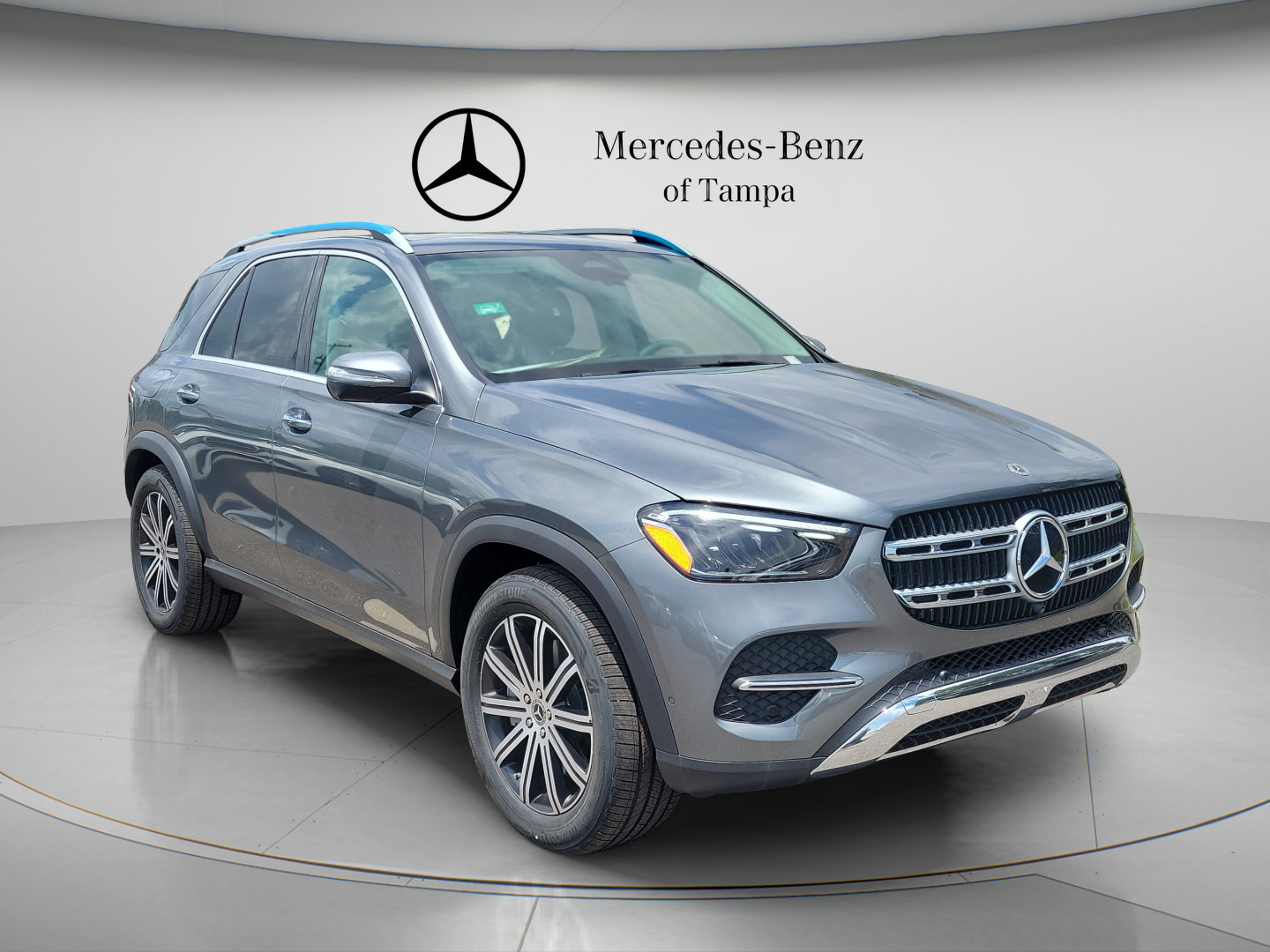 New 2026 Mercedes-Benz GLE 450e 4MATIC image 4