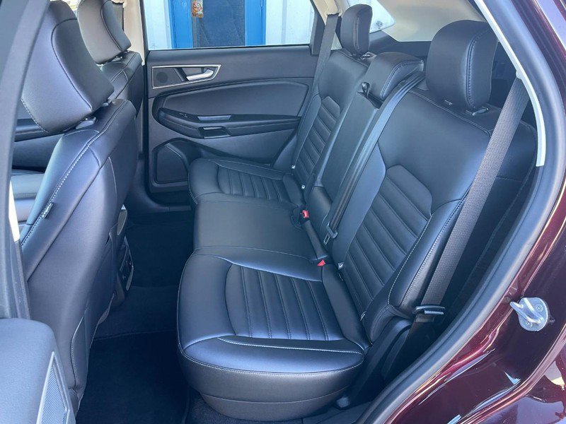 Used 2024 Ford Edge SEL w/ Convenience Package image 15