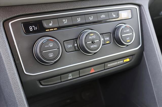 Used 2021 Volkswagen Atlas Cross Sport SE AWD/4WD image 19