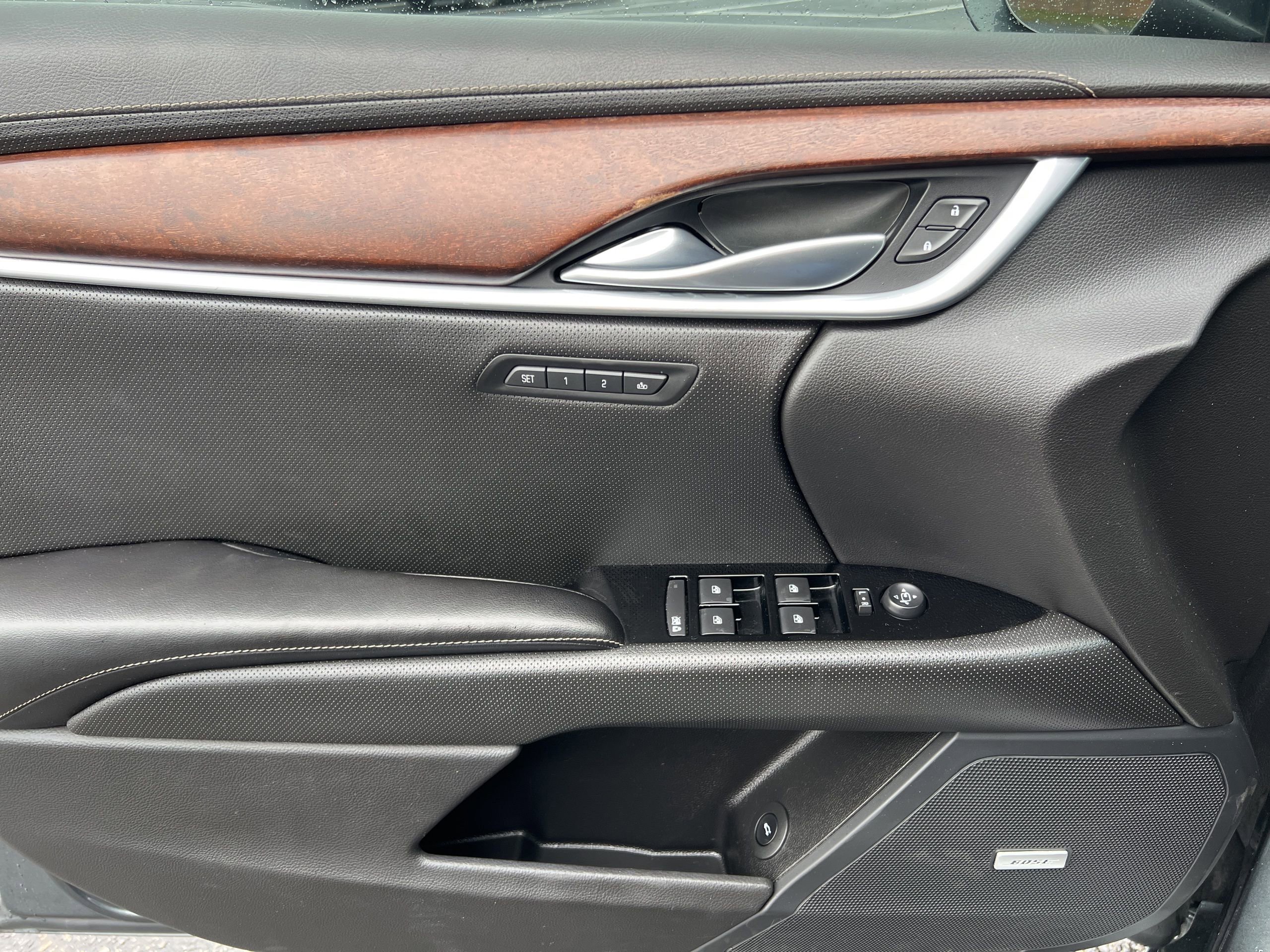 Used 2019 Cadillac XTS Luxury w/ Driver Awareness Package AWD/4WD image 19