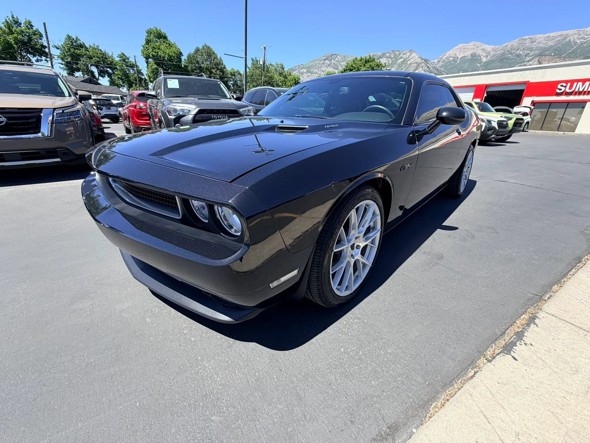 Used 2013 Dodge Challenger R/T RWD image 8