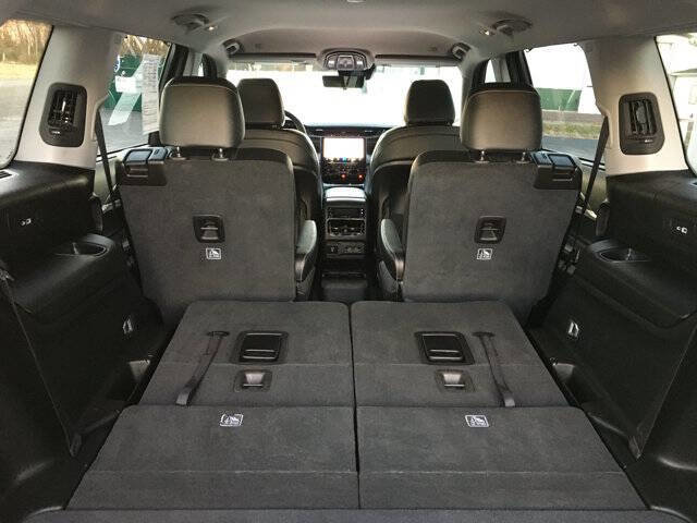 Used 2023 Jeep Grand Cherokee L Limited w/ Luxury Tech Group II image 35