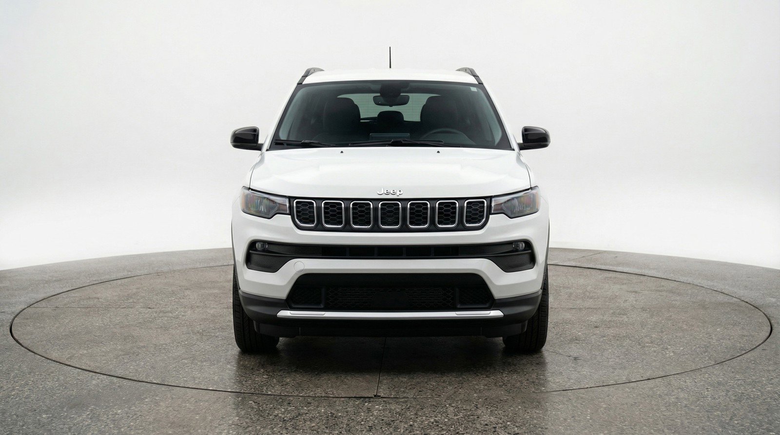 Used 2025 Jeep Compass Latitude image 2