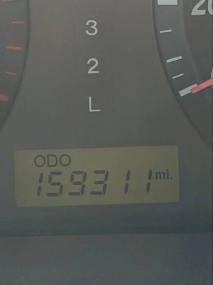 Used 2005 Hyundai Elantra GLS FWD image 10