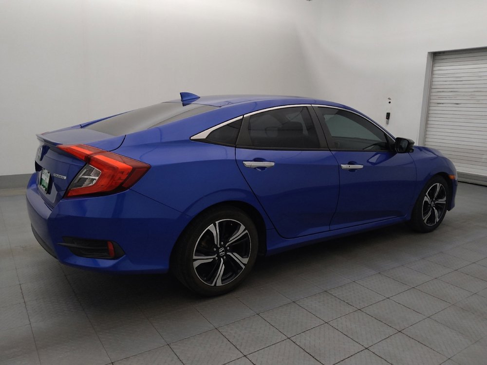Used 2016 Honda Civic Touring image 10