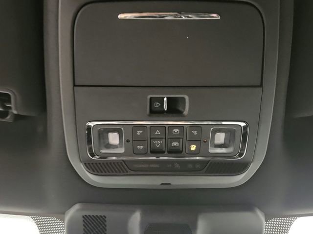 Used 2025 Ford F150 Lariat image 33