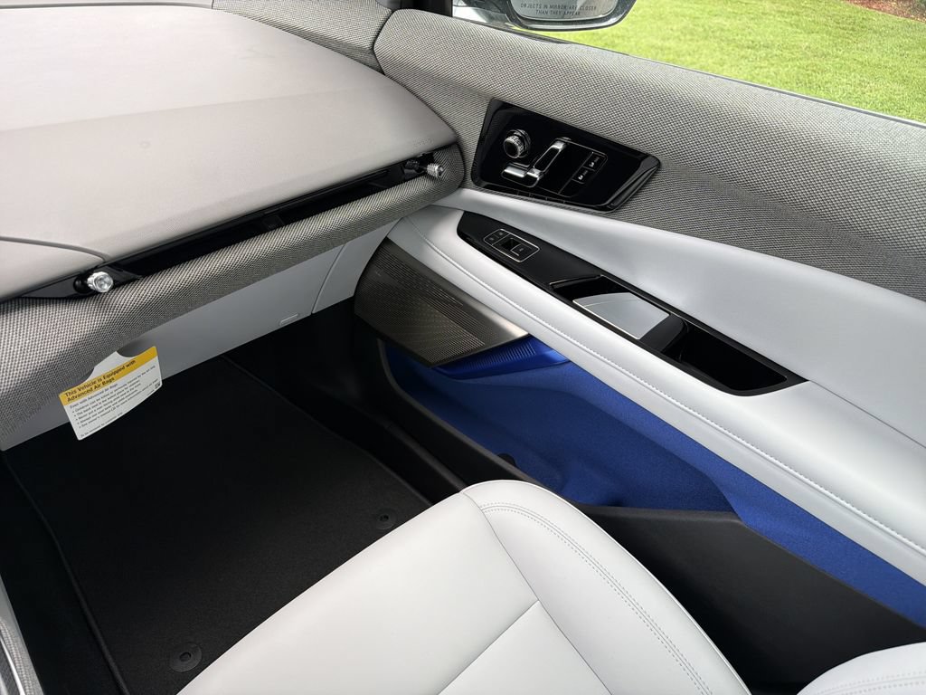 New 2027 Cadillac Optiq Luxury AWD/4WD image 19