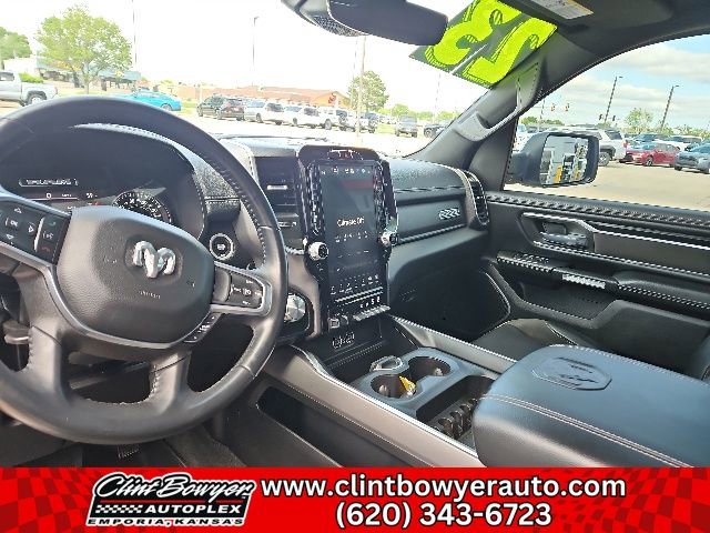Used 2023 RAM 1500 Laramie AWD/4WD image 13