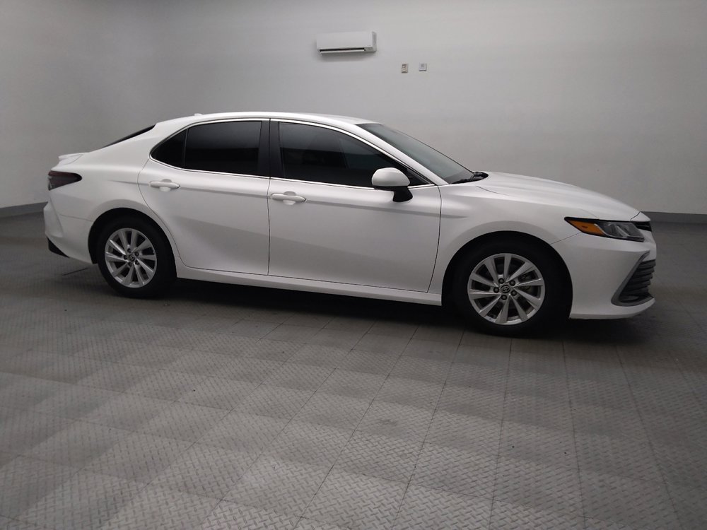 Used 2023 Toyota Camry LE image 11