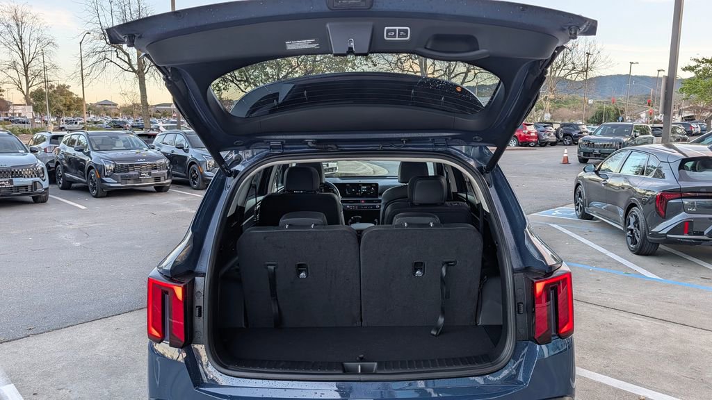 Used 2024 Kia Sorento SX image 22