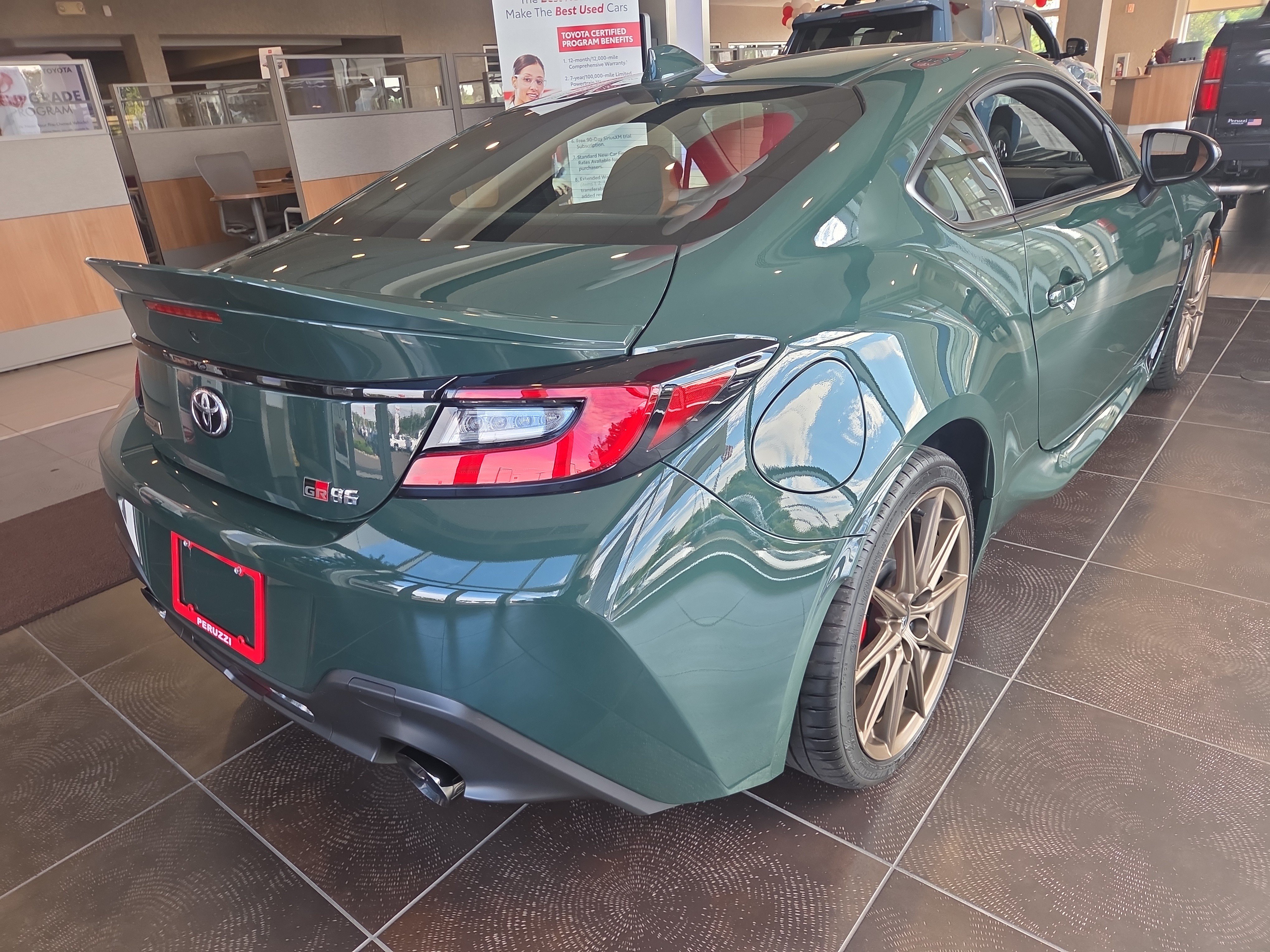 Certified 2025 Toyota GR86 Hakone Edition RWD image 3