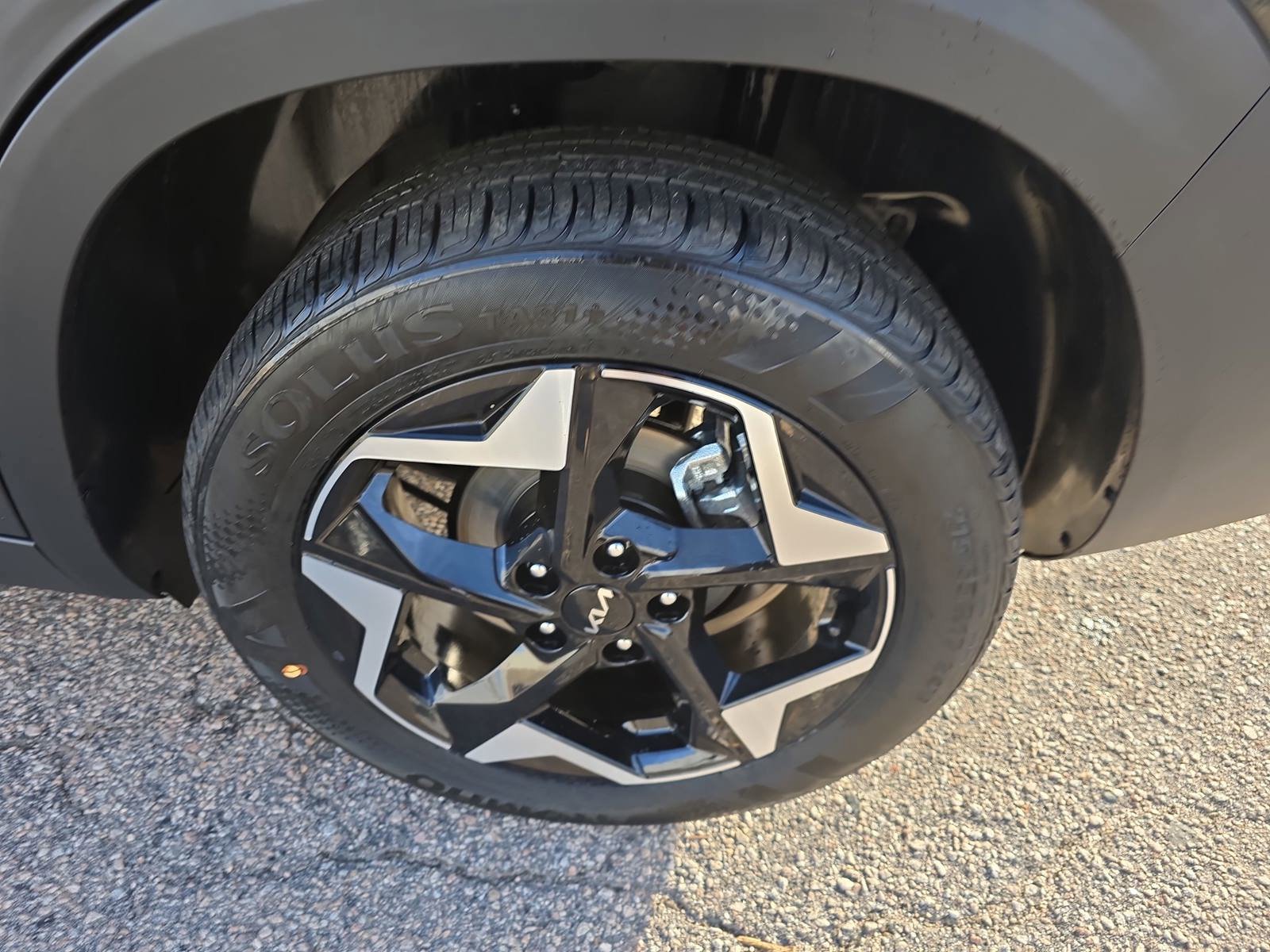 New 2026 Kia Seltos S FWD image 35