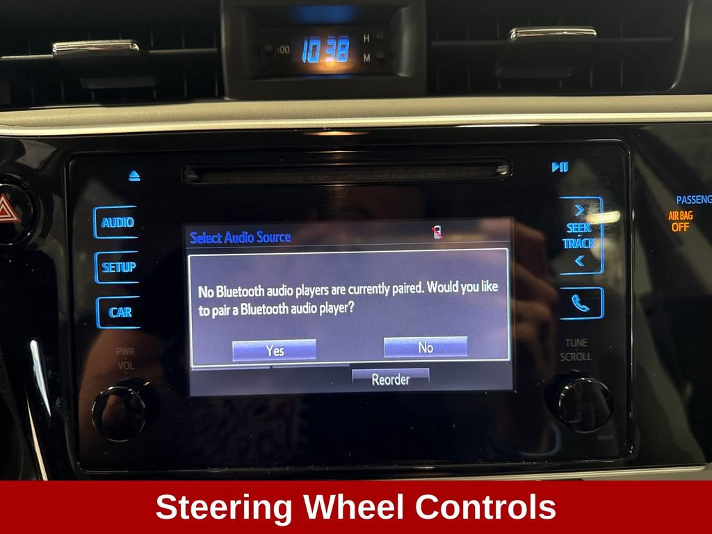 Used 2018 Toyota Corolla LE FWD image 12