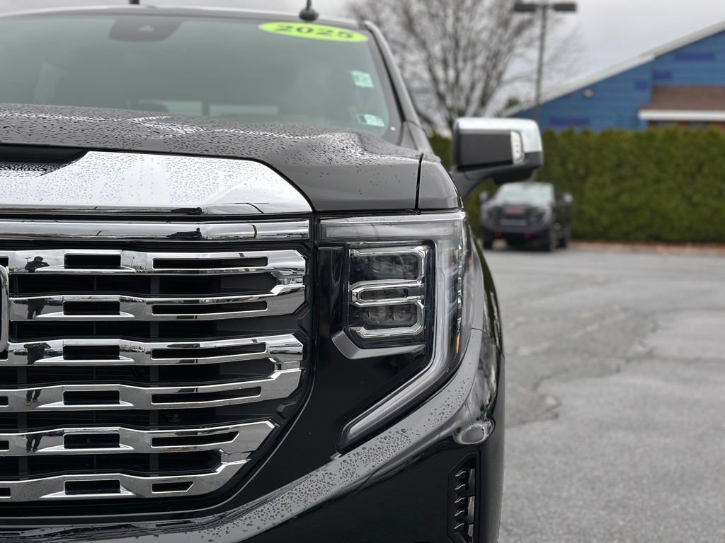 Certified 2025 GMC Sierra 1500 Denali w/ Denali Reserve Package AWD/4WD image 36
