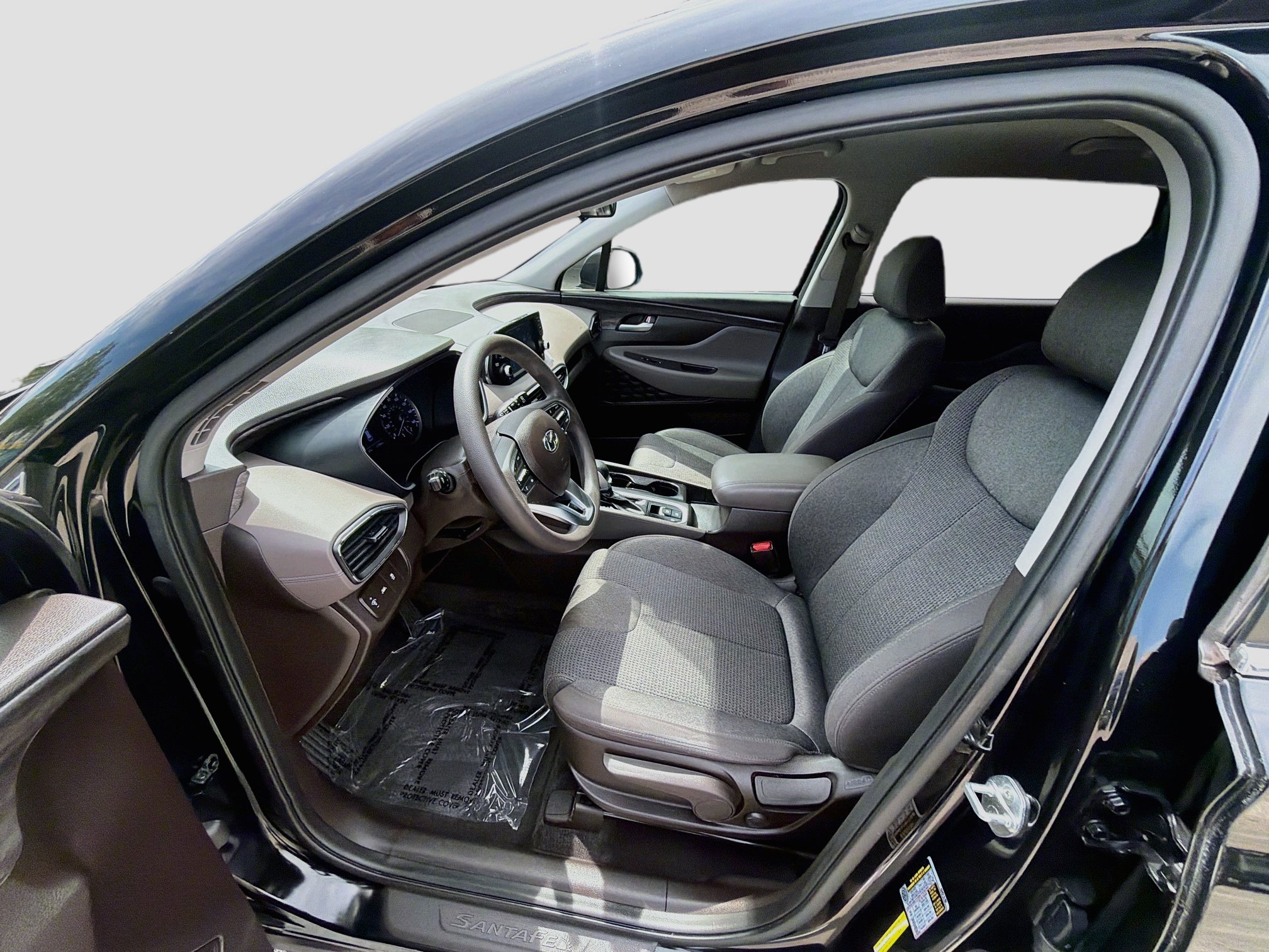 Used 2020 Hyundai Santa Fe SE FWD image 16