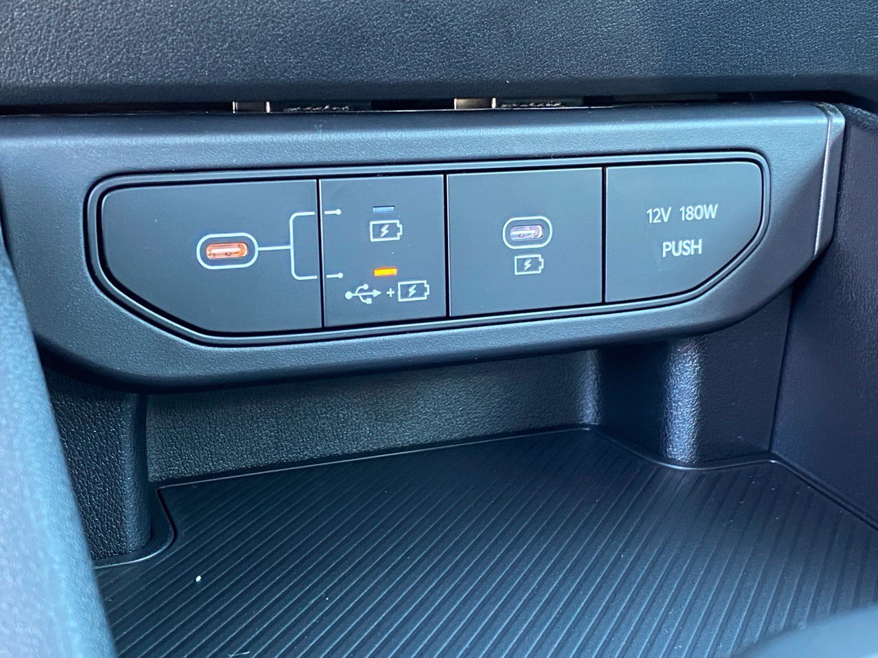 New 2027 Kia K4 FWD image 20