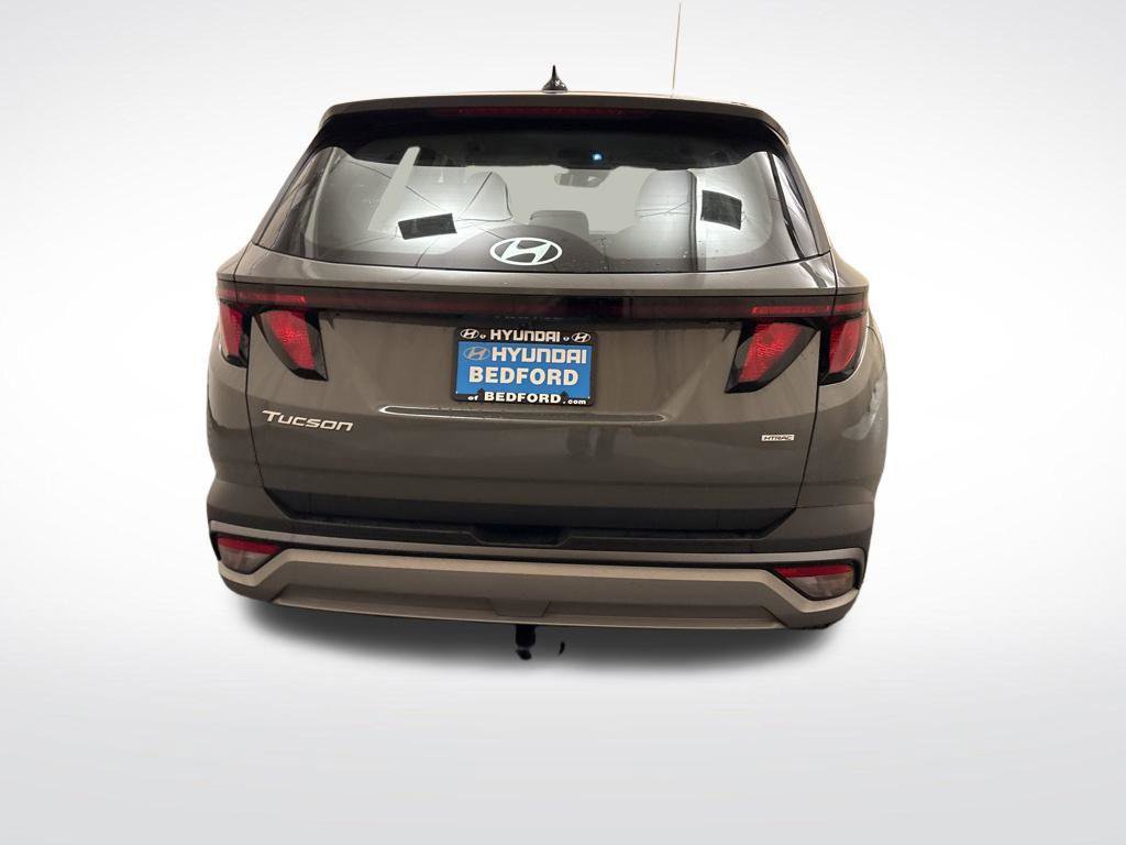 New 2025 Hyundai Tucson SE image 6