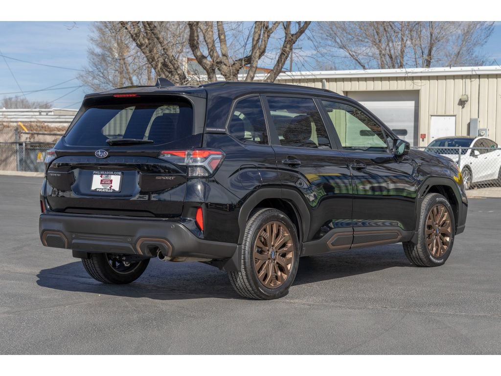 Used 2025 Subaru Forester Sport AWD/4WD image 3