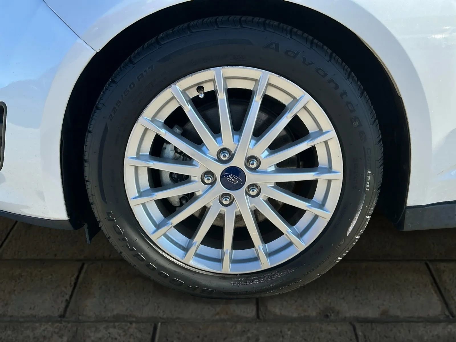 Used 2013 Ford C-MAX Energi SEL image 24