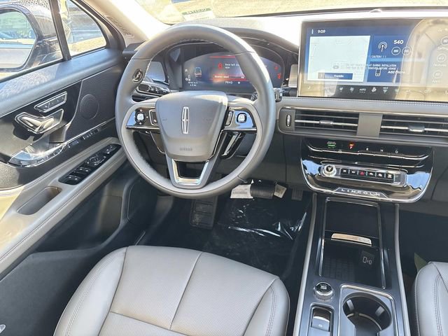 New 2026 Lincoln Corsair Premiere image 14